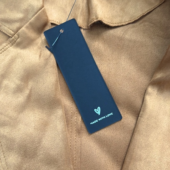 NWT - Lulus faux suede topper. Size Small. - Picture 16 of 16